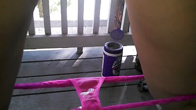 Го барав мојот пријател, но ја најдов неговата сестра залудно на кревет