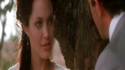 Бујниот латино наставник силно се заебал на канцелариското биро