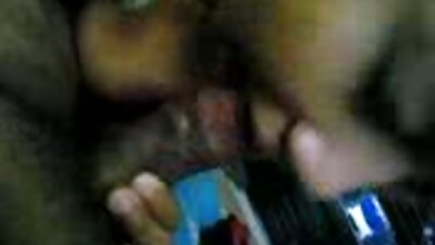 Аврил Лавињ се заебава на секс снимка