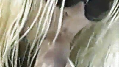 Еден од најдобрите оргазми што ги тресат нозете