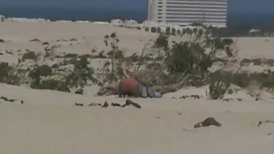 Прекрасното азиско бебе силно се заеба и се крепи